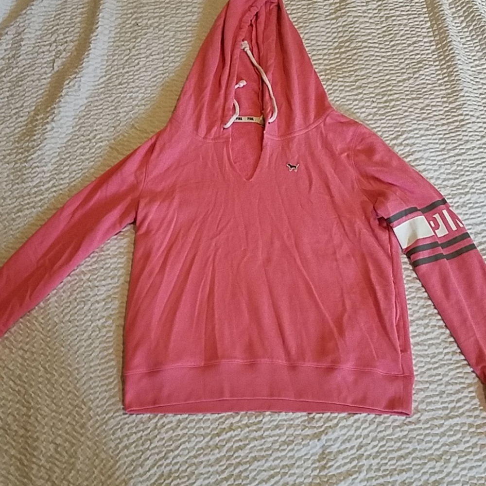 Pink swether
